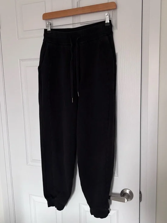 Lululemon Scuba Relaxed High Rise Jogger in Black ~ 26.5” - Picture 4 of 10